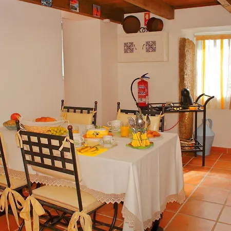 Дом отдыха Casa Dos Avos *
